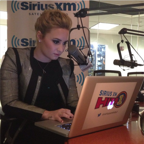 @SiriusXMHits1: Here is @ddlovato answering your questions using @SiriusXMHits1 and #AskDemiOnHits1 right now!