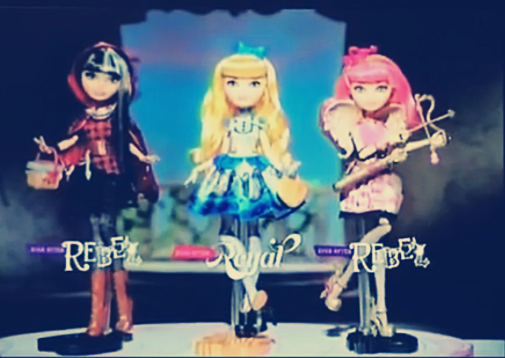 teatime-with-maddie:

whosthatboy93:

Love this new commercial :D  Thanks EverAfterHighDolls on Facebook.

Cute! Does anyone have a link to the actual commercial?
