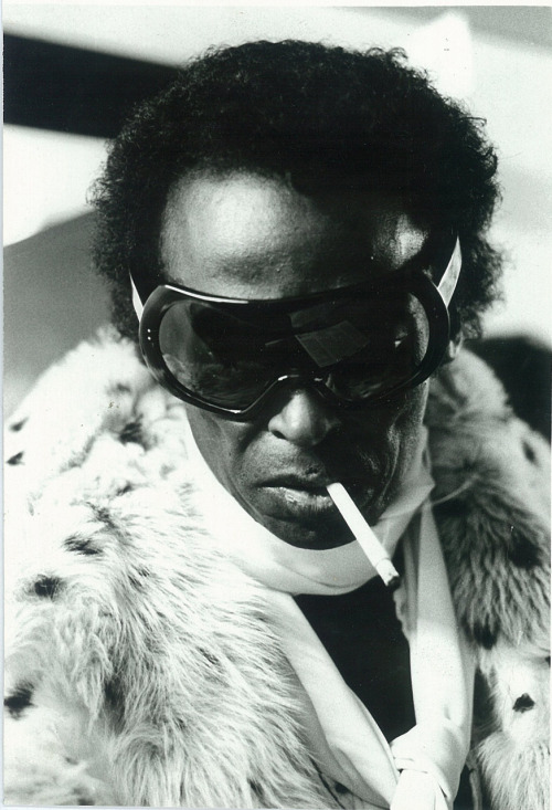 twink:  The Selvedge Yard - TSY STYLE HALL OF FAME | MILES DAVIS Miles Davis in fur, scarf, and superfly eyewear, ca. 1970s.
