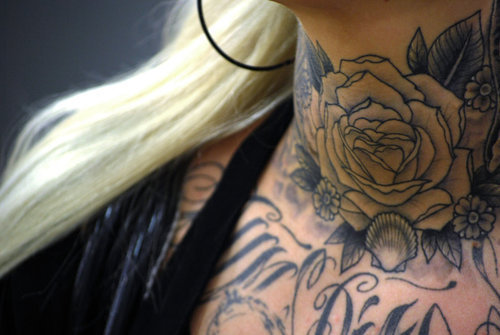 La Bella Vita csebastian floral neck tattoo respect 