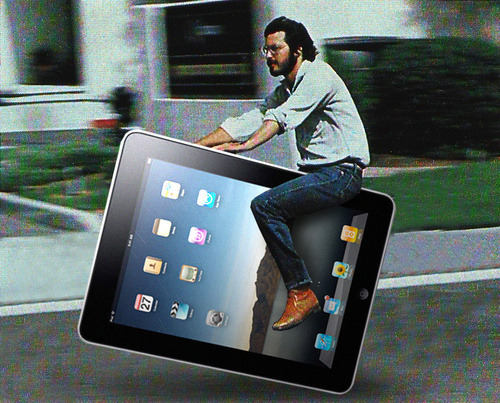 steve jobs ipad. Steve Jobs riding #39;10 iPad.
