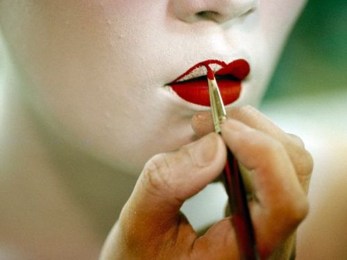 interestinglyironic Geisha's Lips Japan Jodi Cobb View high resolution