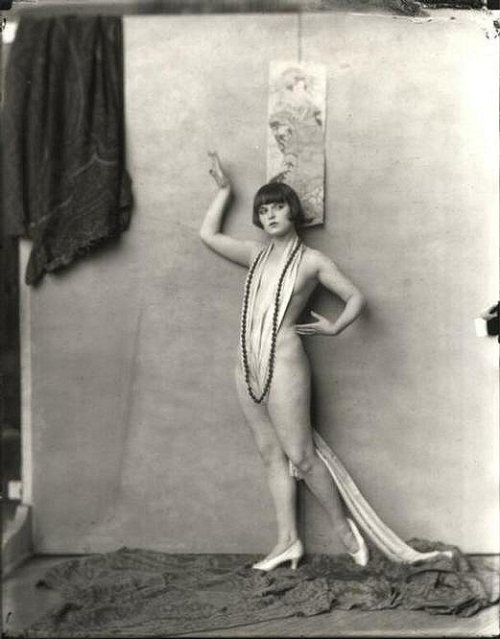 Louise Brooks via thefoxling