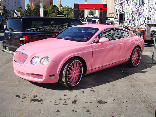 pink and cute car via bigballinismyhobby 