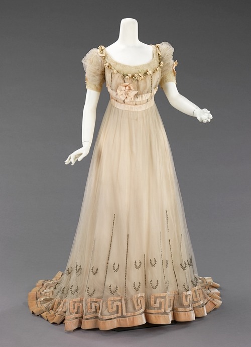 Mme. Jeanne Paquin evening dress. 1905-1907.
