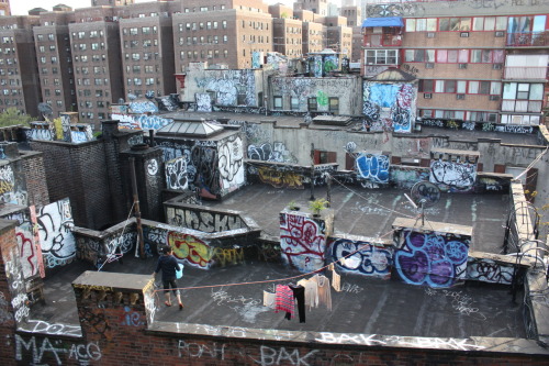 chinatown new york city. Graffiti Laundry, Chinatown NY