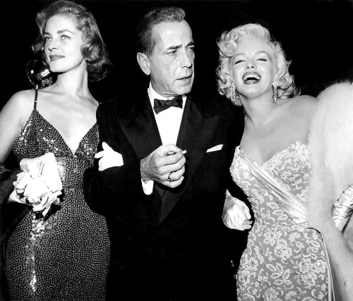 retrogasm:  Bacall, Bogart and Monroe… a threesome?  hmmmmmmm  LEGENDS. What a photo. What a trio.