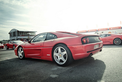 Posted 9 September 2010 and tagged as Ferrari F355 Challenge red cars