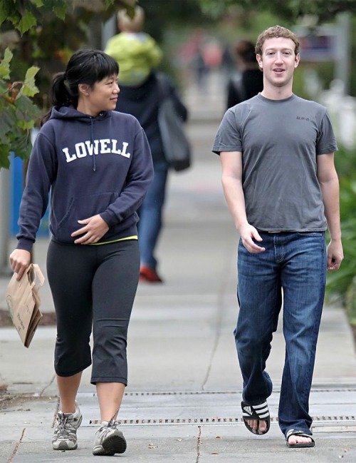 mark zuckerberg with girlfriend. mark zuckerberg with girlfriend. Mark Zuckerberg Girlfriend; Mark Zuckerberg Girlfriend. MatthewConnelly. Oct 24, 09:01 AM