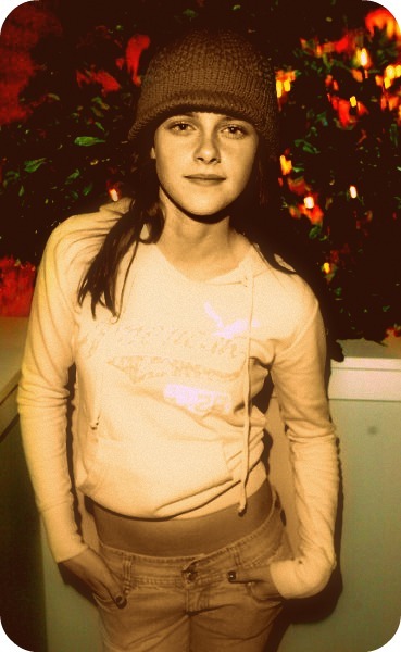 OLD Pic of Kristen :)