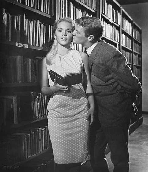 reading-is-fun:

Tuesday Weld
