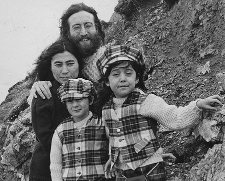 paulmccharmly John and Yoko with Julian Lennon and Kyoko Ono in 1969