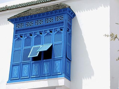 petitpoulailler:

getoutthebox: Tunisa

