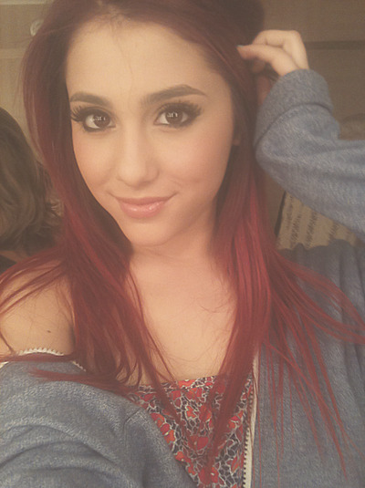 red hair girl from victorious. pretty. red. hair. smile. makeup. lovely. beautiful. victorious. cat.