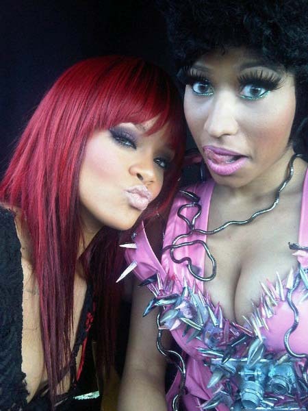 Rihanna and Nicki on the set of &#8216;FLY&#8217; video LOVE the hair :D