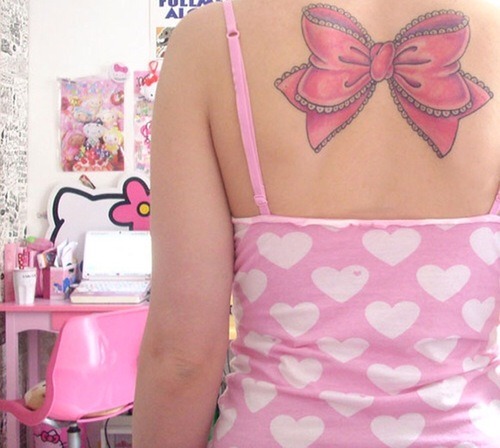 I want a bow tattoo toooo Update This tattoo belongs to Miwa