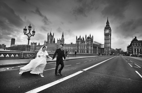 More amazing London wedding photography I bet you guys can guess where I 
