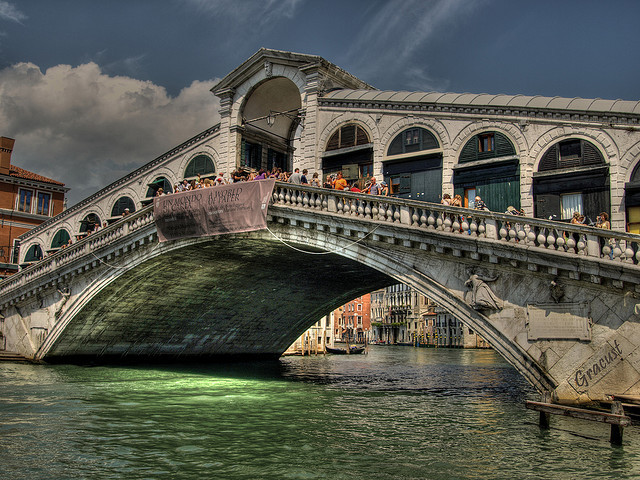 Rialto Bridge, Venice (by gracust)