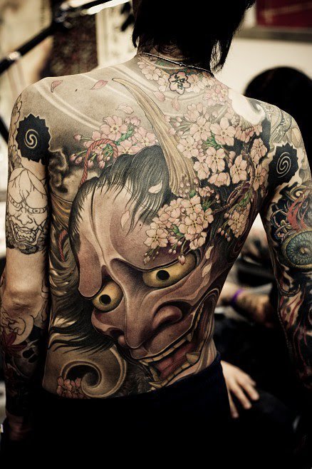 not usually keen on Japanese tattoo work but i have to say this is pretty