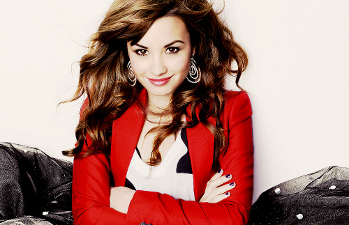 demi lovato 2011 photoshoot. Demi Lovato