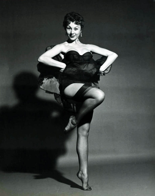 Mitzi Gaynor 1950s Source valentinovamp