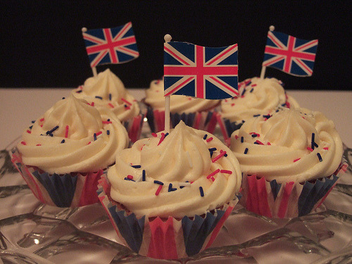ideas for royal wedding cupcakes. A Few More Royal Wedding