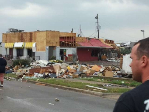 tuscaloosa tornado damage. tuscaloosa tornado damage.