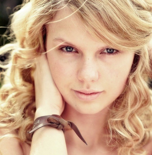 taylor swift no makeup on. taylor swift with no makeup