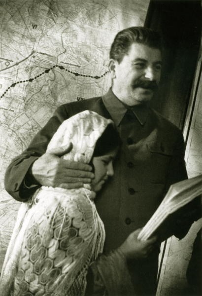 Stalin with a schoolgirl I 8217m guessing mid 1930s Surprisingly candid