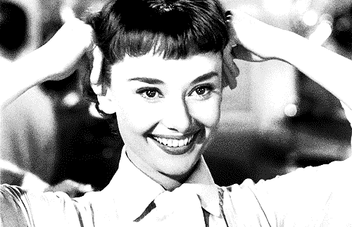 Audrey Hepburn Gifs! ♥