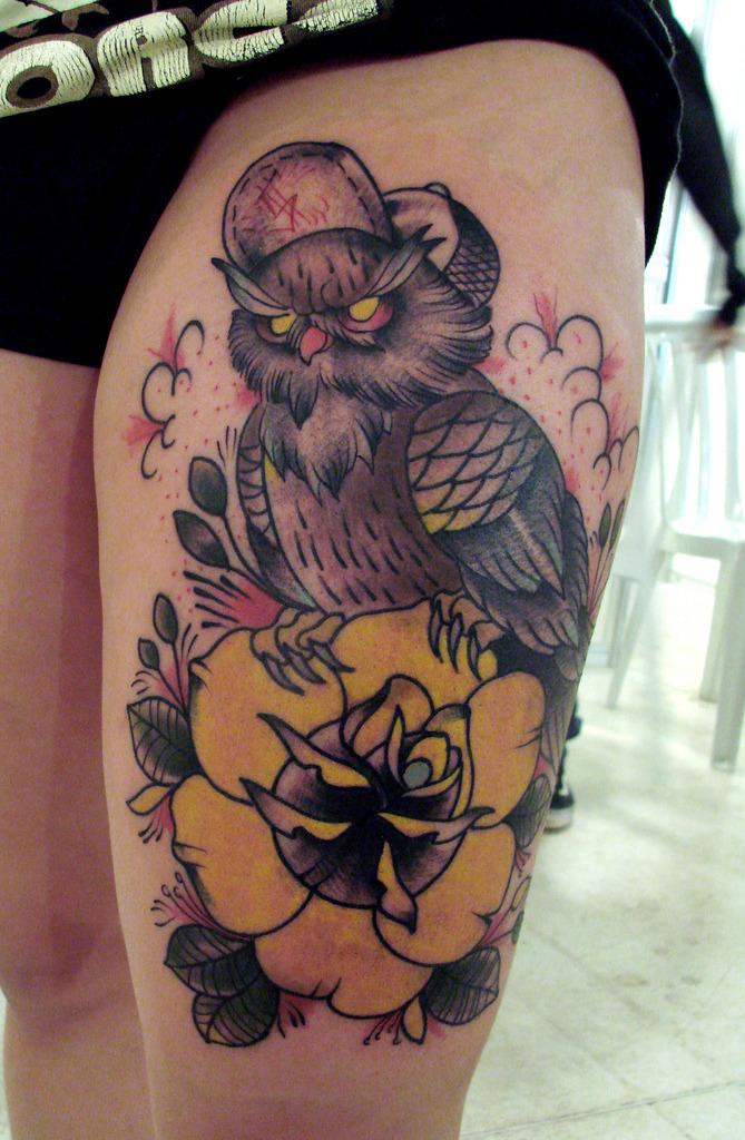 tattoos owl leg thigh
