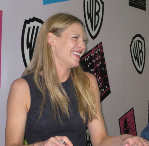 roslin4prez Being a mere 4 feet away from this Anna Torv Online at