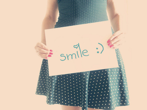 Sorria enquanto pode sorrir, você nunca sabe quando uma lágrima irá acabar com tudo.