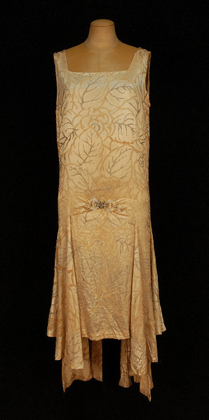 Evening dress by Molyneux, ca 1927-29 France