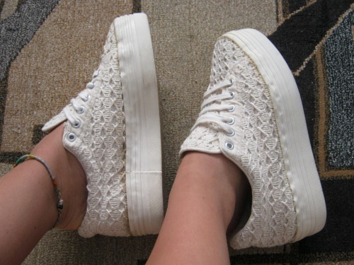 rebeccaalonzo:

I need these in my life. Agh lovelovelove!
