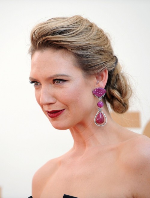anna torv online news new images anna at the 2011 emmy awards