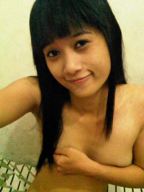 Photo Hot Gadis Abg sexy Bugil Narsis Di Kamar