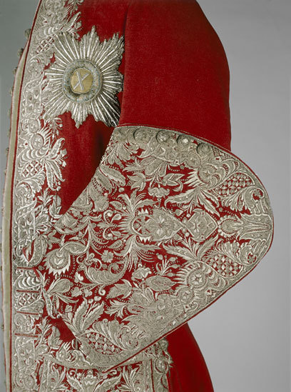 Red wool suit worn by Peter II, 1727-1730, The Moscow Kremlin Museums.