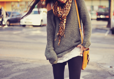 Love the scarf and the outfit!