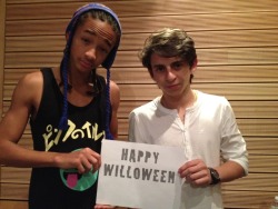 Jaden and Moises :-D
Willow Happy Birthday sis! I love you! #RealGs we run this!