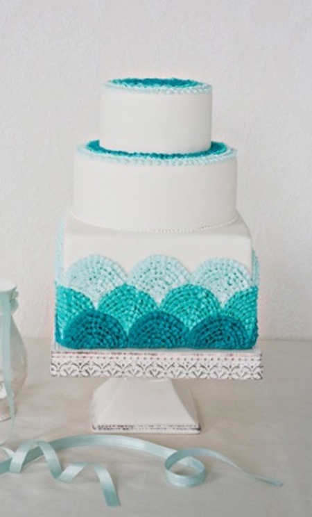 Beautiful Teal Wedding cake