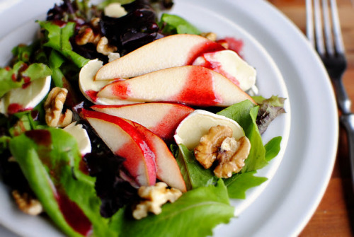 
fresh pear and brie salad with blackberry vinaigrette.
