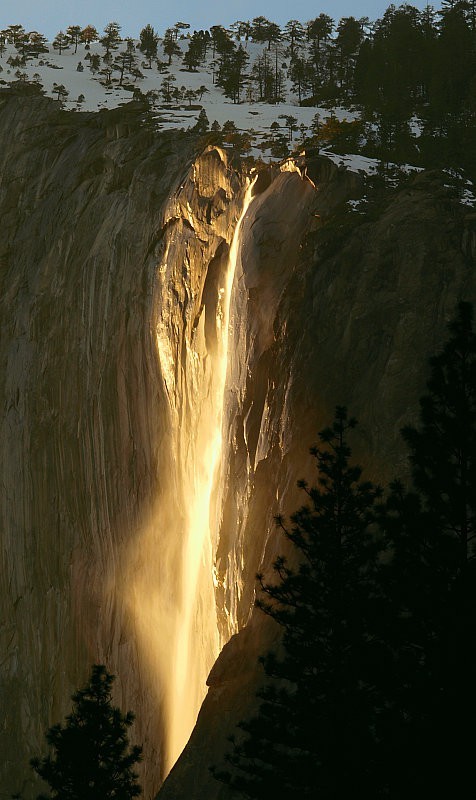 procaine:

Every year for a few days in the month of February, the sun’s angle is such, that it lights up Horsetail Falls in Yosemite, as if it were on fire.
