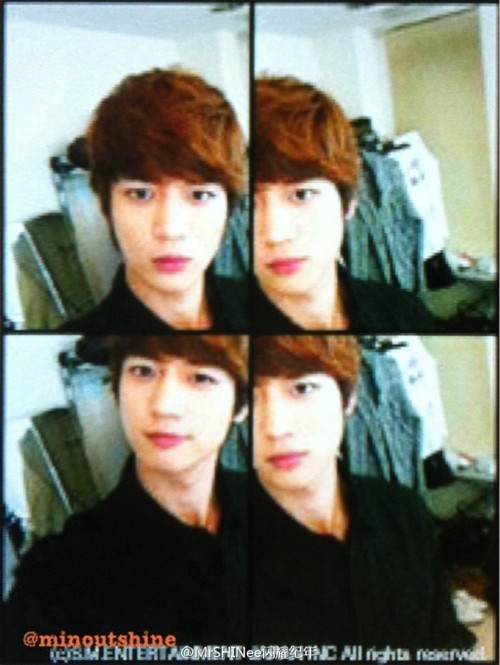 MINHO JAPAN MOBILE SITE UPDATE 111209
Hello everyone I’m Minho.In Korea, ETUDE HOUSE shooting Scene.Really cold, ah…Recently have schedule in Korea and Japan and also another country, the temprature change really fast so it was difficult to choose what clothes to wear.We come again to Japan this month,really happy can meet fans there.Please wait to the next album
photo:minoutshine
trans: japan-chi = mr.shinee
chi-eng=shinta
via&#160;: minkeroro