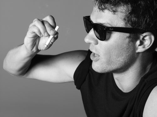 Tagged: #Ryan Phillippe #actor #smoking appreciation