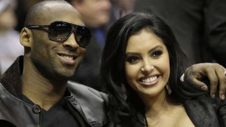 Kobe Bryant’s wife files for divorce
ORANGE, CALIF. - December 16, 2011 (WPVI) — Kobe Bryant’s wife, Vanessa, filed for divorce on Friday from the Los Angeles Lakers star, citing irreconcilable differences as the reason for the split from her husband of more than 10 years.
(via 6abc.com)