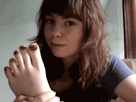 Teen Girls Licking Feet