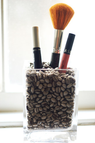 Makeup Brush  on Diy   Make Up   Coffee   Spray Paint