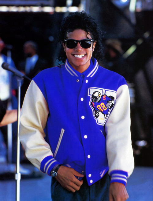 imjustlashay:  MJ had swag ♥ RIP Sweetie 