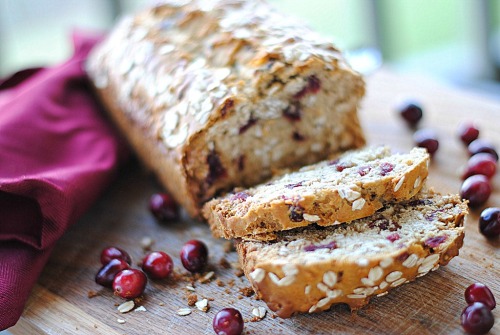foodopia:

cranberry oat and honey bread: recipe here
